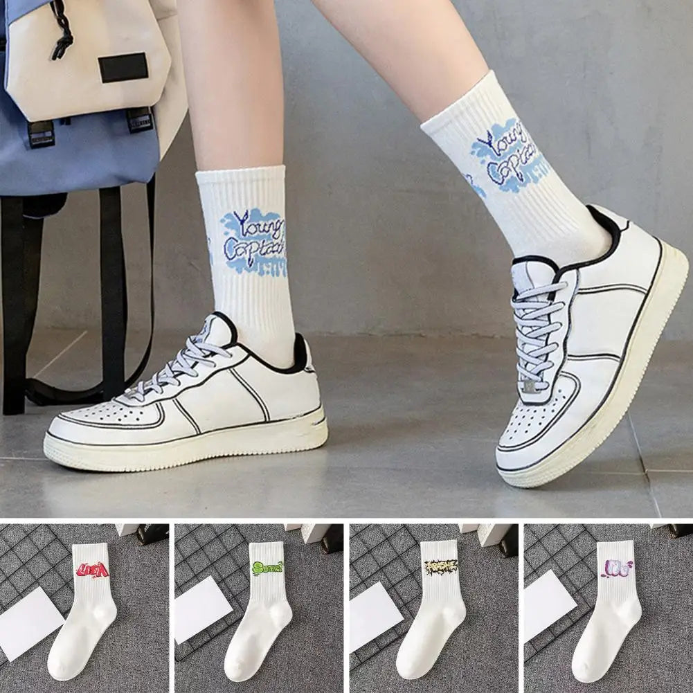 Gentle Grip Men Socks Cartoon Print Couple Sport Socks for Spring Autumn Funny Middle Tube Socks for Men Women Soft Breathable