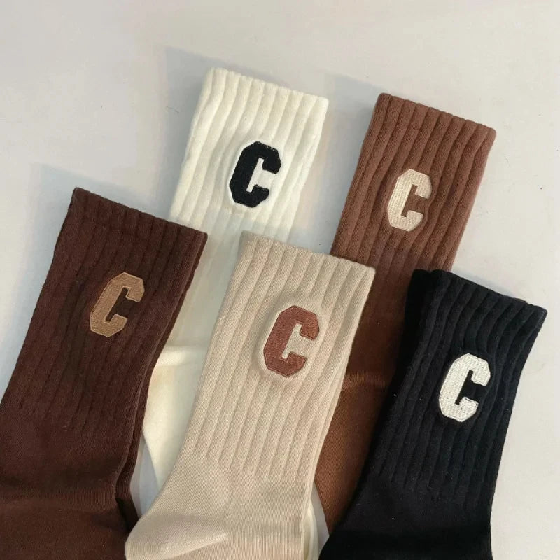 5 Pairs Women's C Letter Print Socks Fashion Versatile Medium Tube Socks Casual Comfortable Soft  Athletic Socks For Outdoor